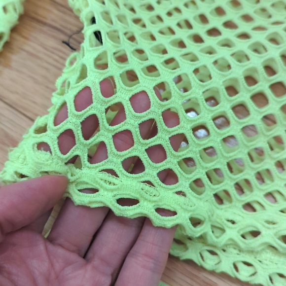 Neon yellow fishnet crop top and bottoms set - Picture 3 of 4